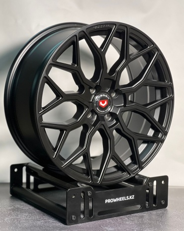 Vossen HF-2 7.5x17/4x100 D67.1 ET35 4 диска черный матовый