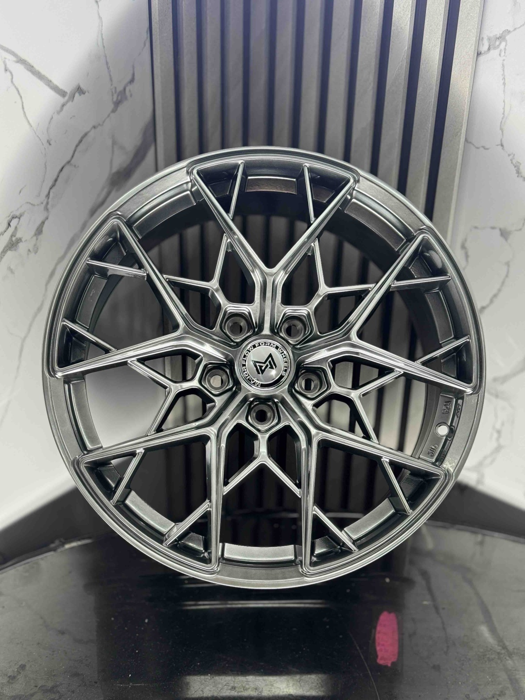 Top Grade T/G 754 8x18/5x114.3 D73.1 ET35 4 диска графит