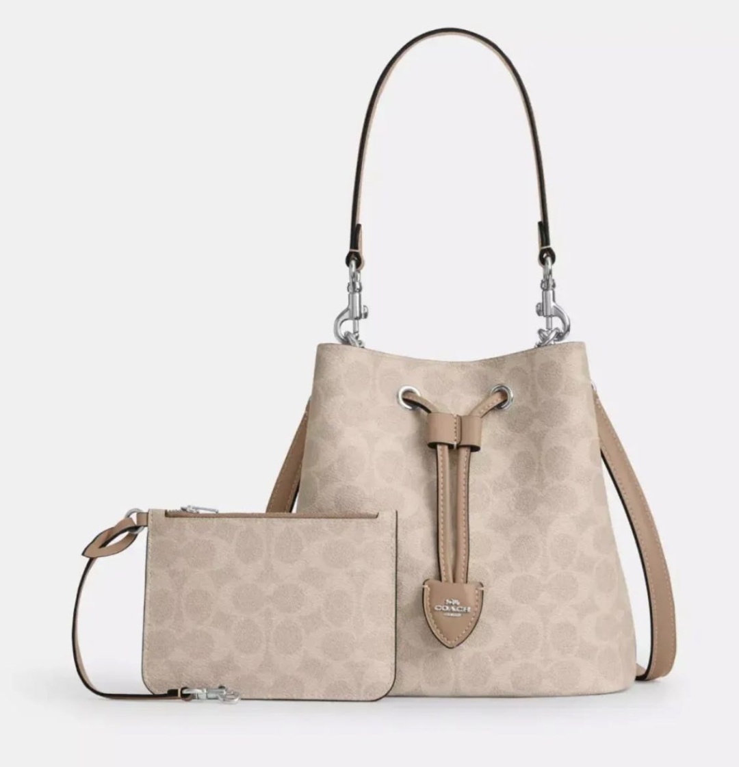 Сумка ведро Coach натуральная кожа бежевый
