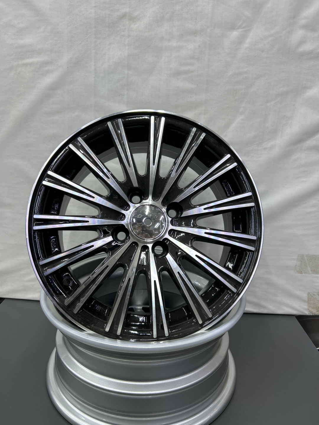 LKN Lkn1 6x14/4x100 D67.1 ET35 4 диска черный, серебристый