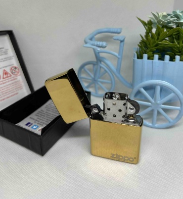 Zippo бензиновая зажигалка New Golden Zippo, металлический сплав