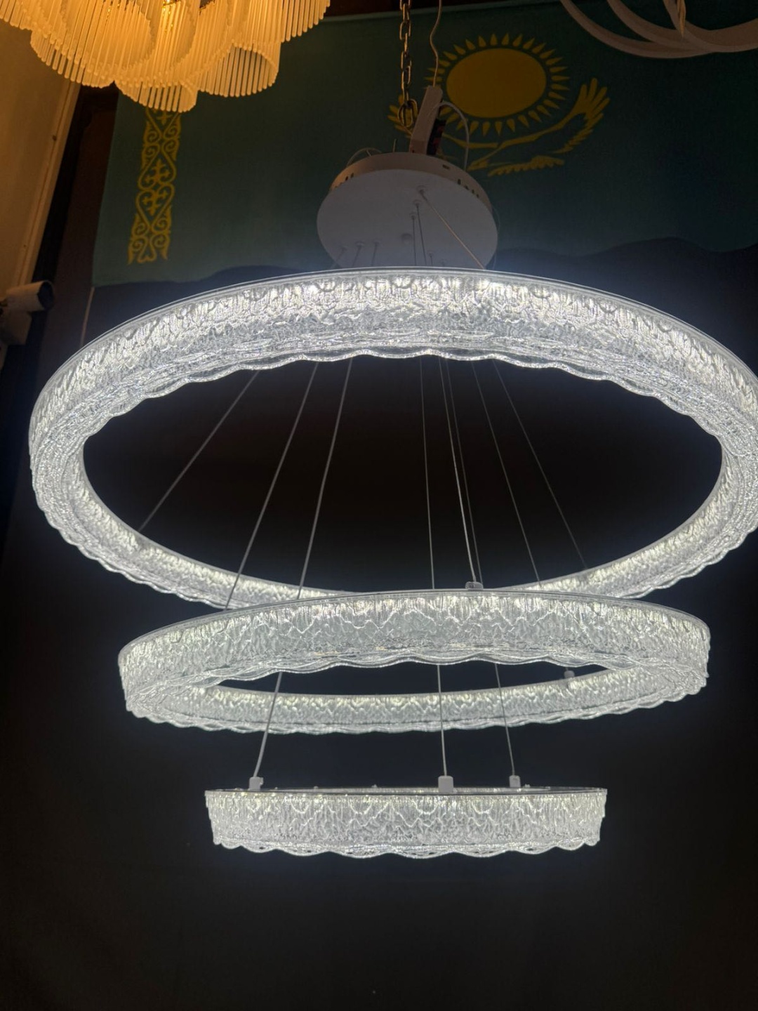 Люстра подвесная LED, кол-во ламп: 3 шт
