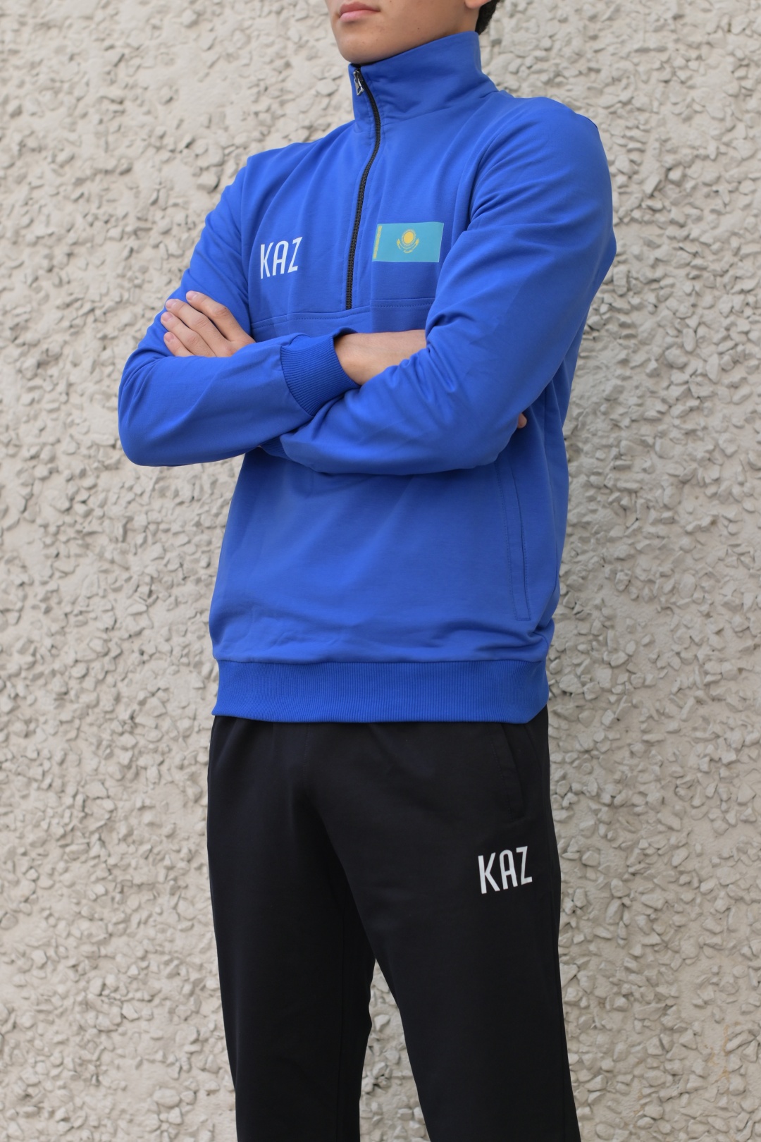 Спортивный костюм черный, синий