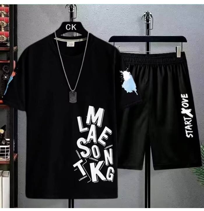 Повседневный костюм KOCMOC черный