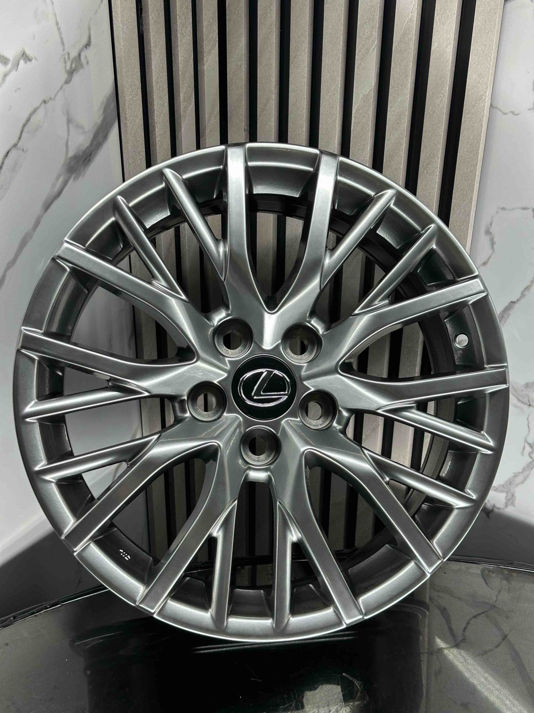 Top Grade lexus H741f 7.5x17/5x114.3 D60.1 ET35 4 диска графит