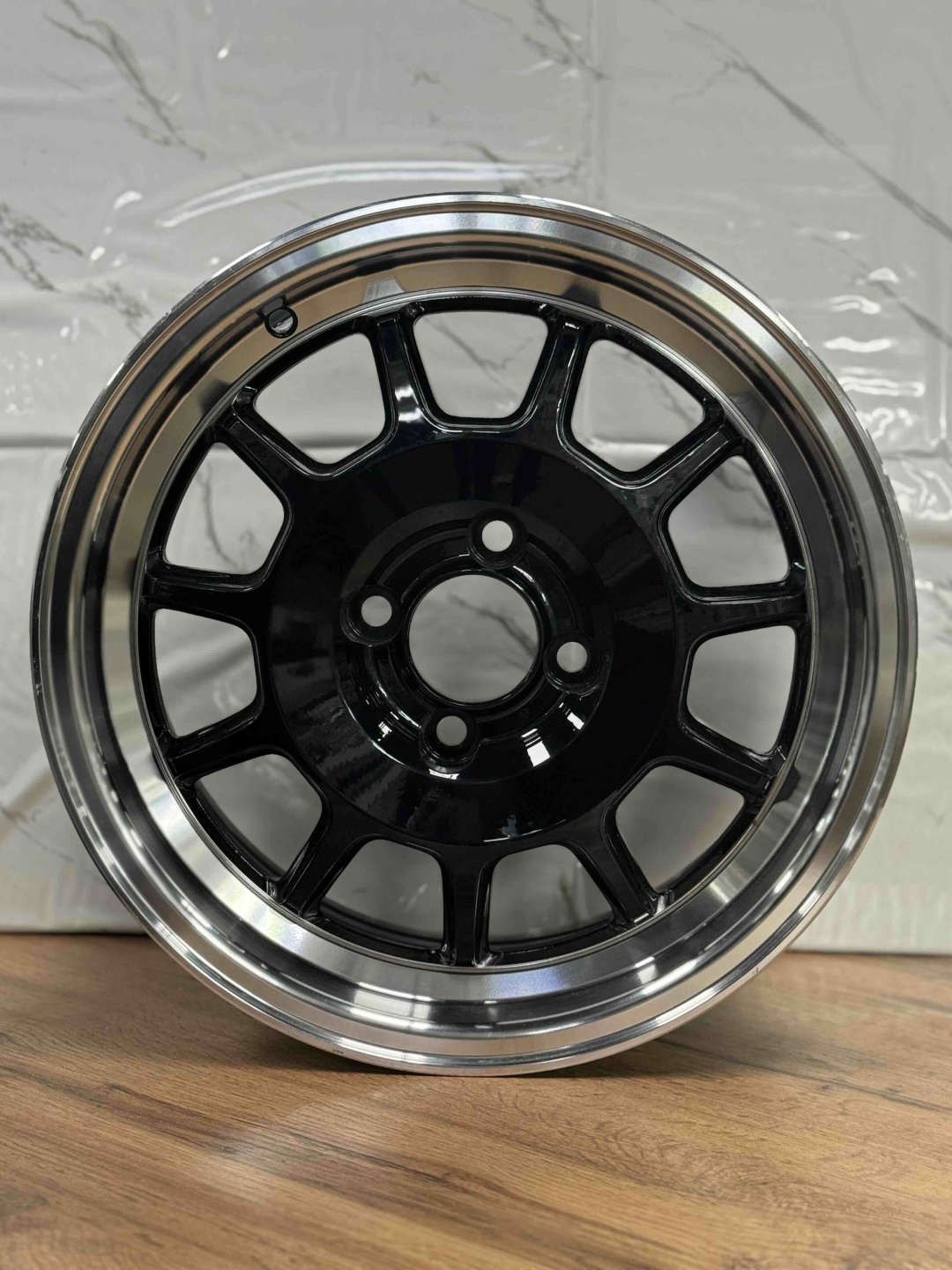 Top Grade 50095 6.5x15/4x100 D67.1 ET35 4 диска черный, серебристый