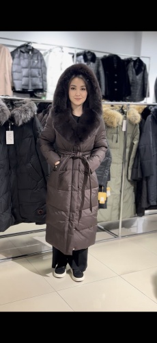 Зимняя куртка коричневый