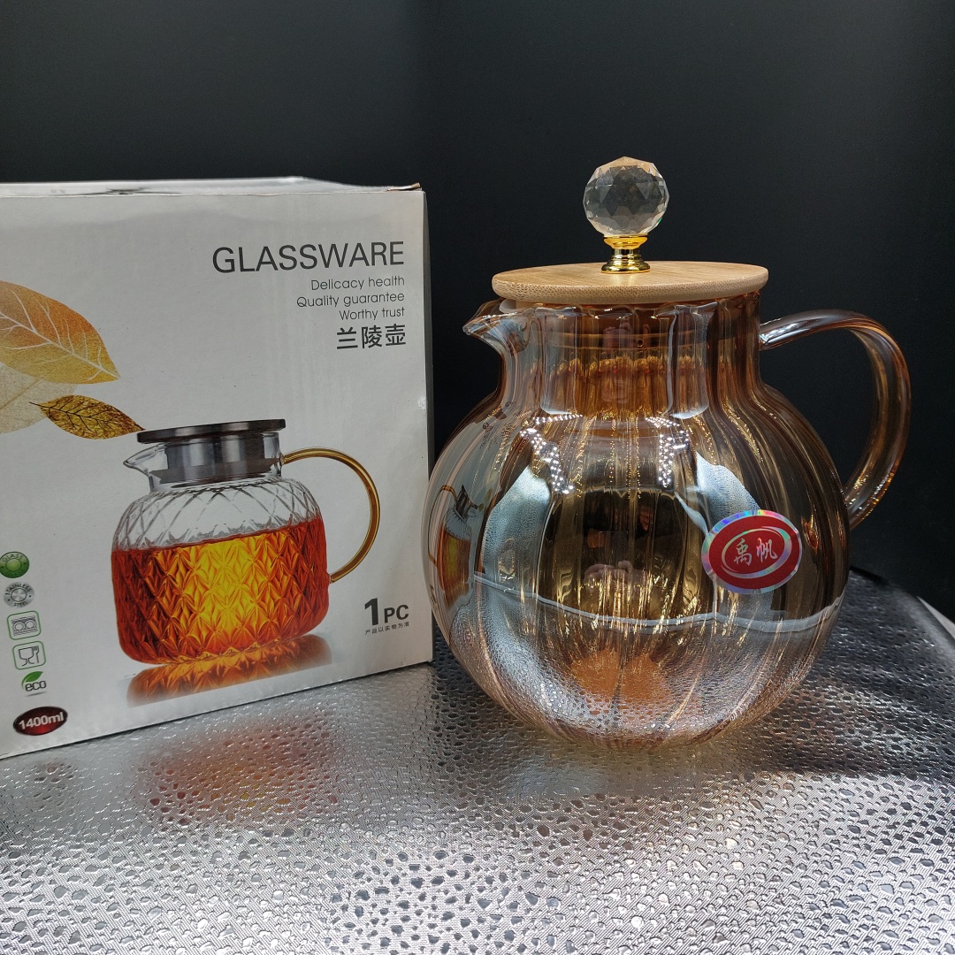 Чайник GLASS WARE A-129-H1 1.4 л, дерево, стекло