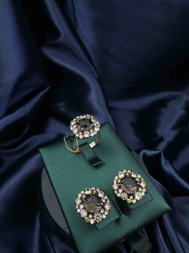 YEREVAN DIAMOND 1054585 вес 10.54 г золото, бриллиант, хризолит, раухтопаз