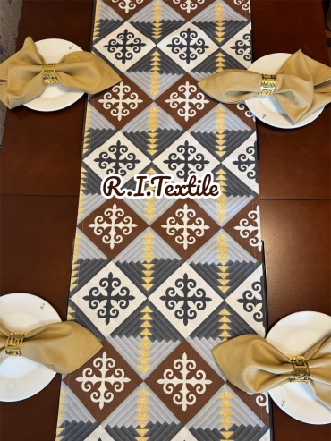 Дорожка с салфетками R.I.Textile 400x45 см, дак, 17 шт