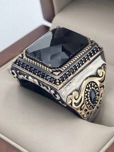 ADILZHAN GOLD khan02253 размер 19.5 вес 19.25 г серебро, оникс