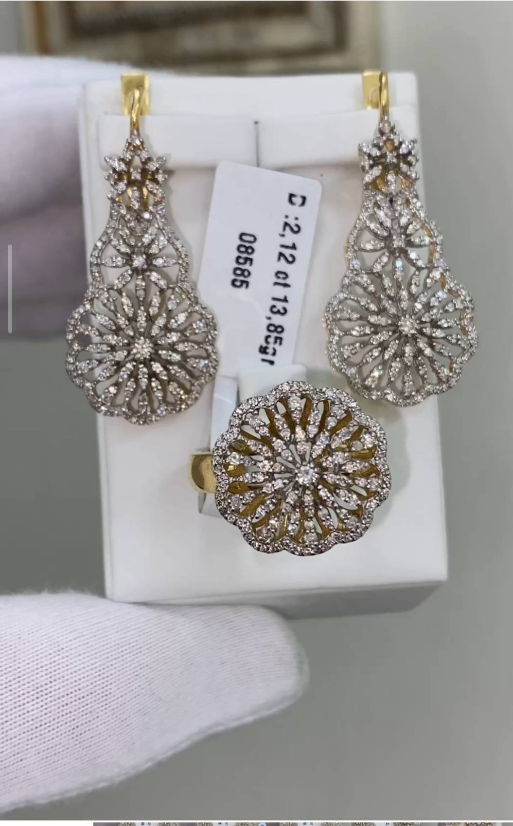 Серьги DARA DIAMOND ARG-272 вес 13.85 г золото, бриллиант