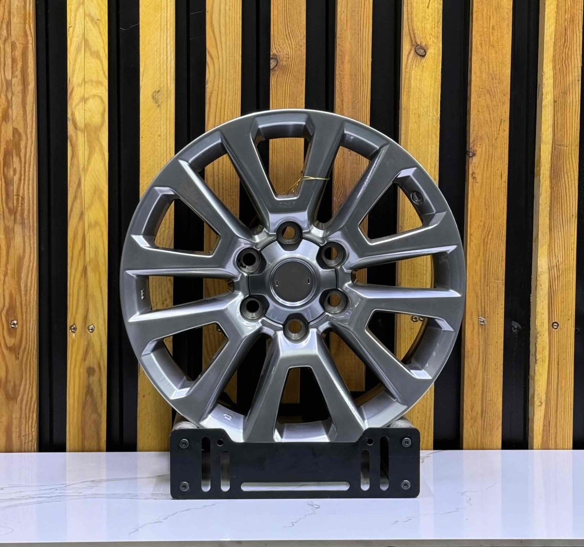 AvtoStyle 583 7.5x18/6x139.7 D106.1 ET25 4 диска графит