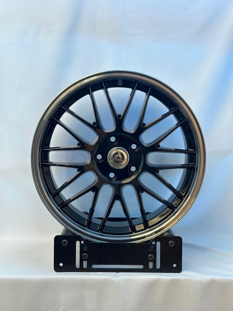 Rainbow UKF12 8.5x18/5x108 D65.1 ET35 4 диска черный, серебристый