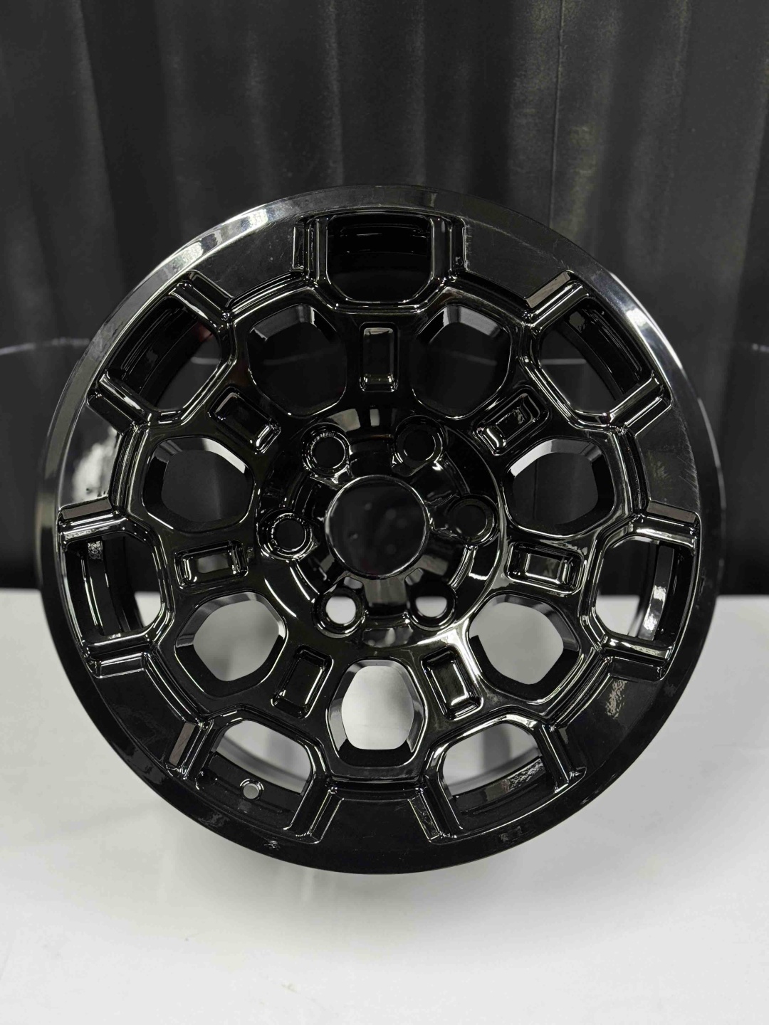 Top Grade Diski0090 8.5x18/6x139.7 D95.1 ET45 4 диска черный