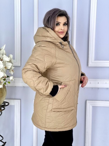 Демисезонная куртка бежевый