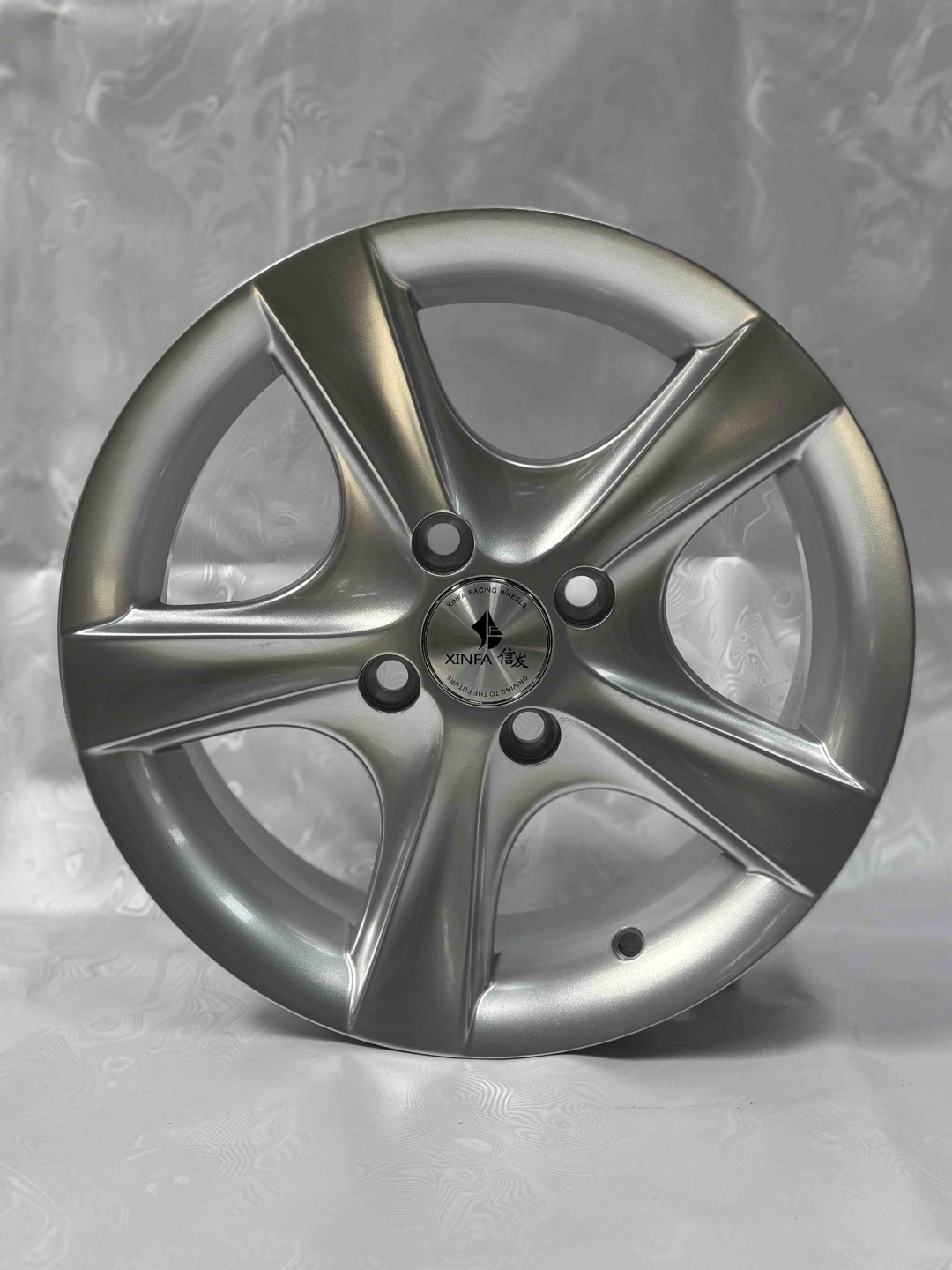Top Grade 50048 6x14/4x100 D67.1 ET35 4 диска серебристый