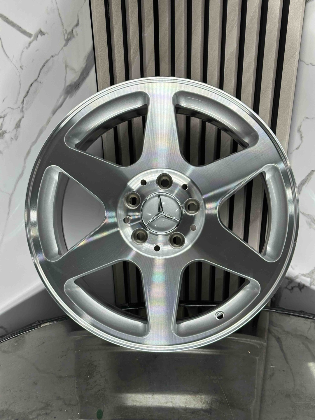 Mercedes-Benz T/G H3481F 8x17/5x112 D66.5 ET37 4 диска серебристый
