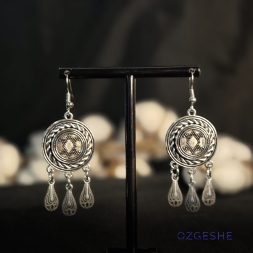 Серьги OZGESHE бижутерный сплав, без вставок