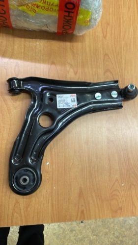 RS рычаг подвески R9019R
