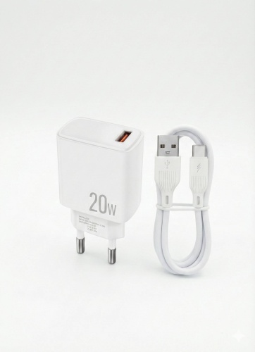 C05 USB 20 Вт белый