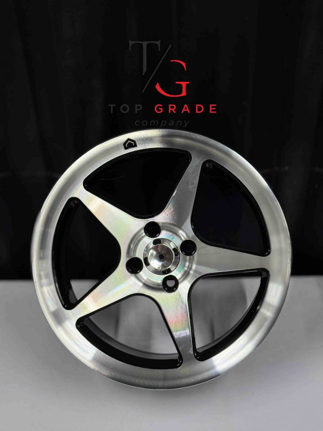 Top Grade Top grade0090 7x16/4x100 D67.1 ET35 4 диска черный, серебристый