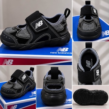 Кроссовки Сандалии New Balance черный