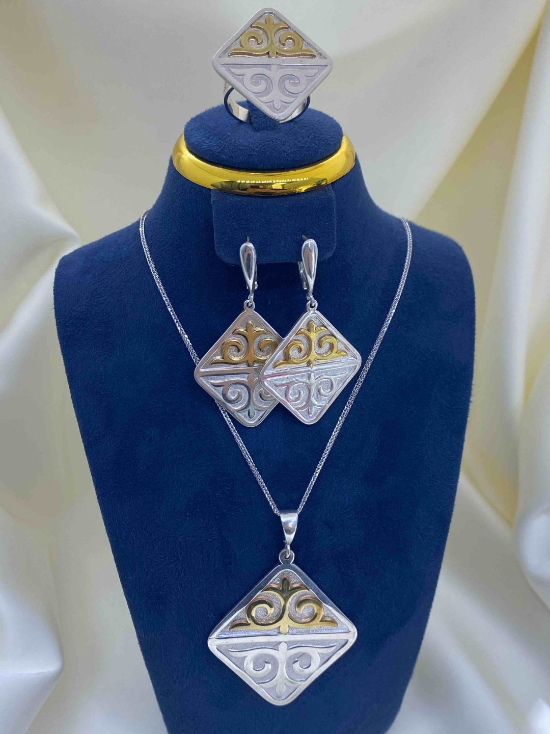 Keremet Jewelry Kj0099121 вес 46.42 г серебро, без вставок