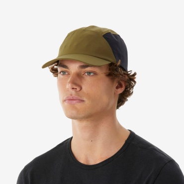 Кепка Decathlon размер 58, черный, зеленый