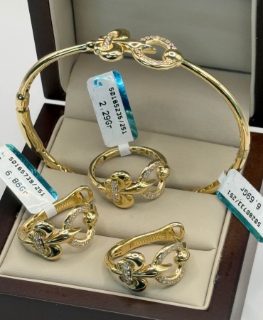 MANILAS GOLD F8820 вес 15.84 г золото, фианит