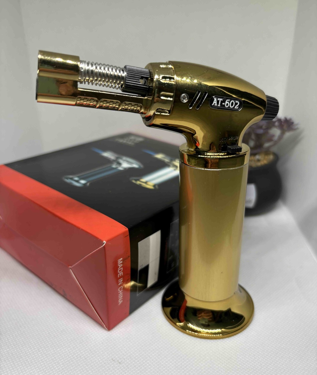 Газовая зажигалка 281212_Gold, ABS пластик