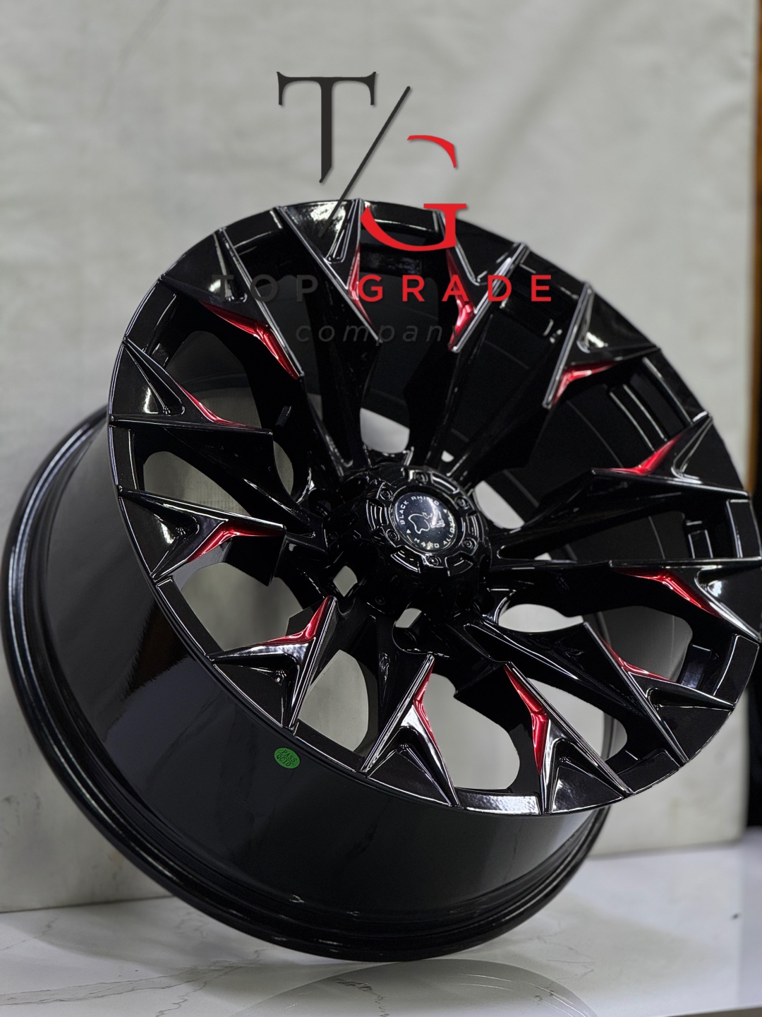 Top Grade Tg0007 9x20/6x139.7 D110 ET0 4 диска черный, красный, фиолетовый