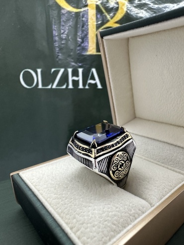 OLZHA BRAND O6 размер 20.5 вес 20.3 г серебро, сапфир