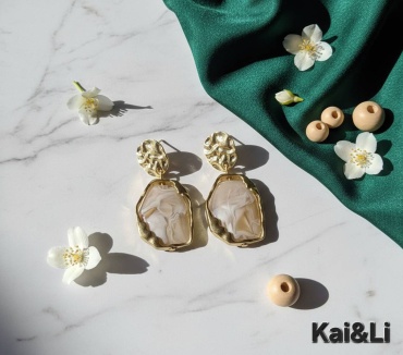 Серьги Kai&Li бижутерный сплав, стекло