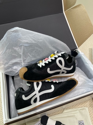 Кроссовки THE SELÈCT STOREEZ Loew* Ballet Runner 2.0 in nylon and calfskin черный