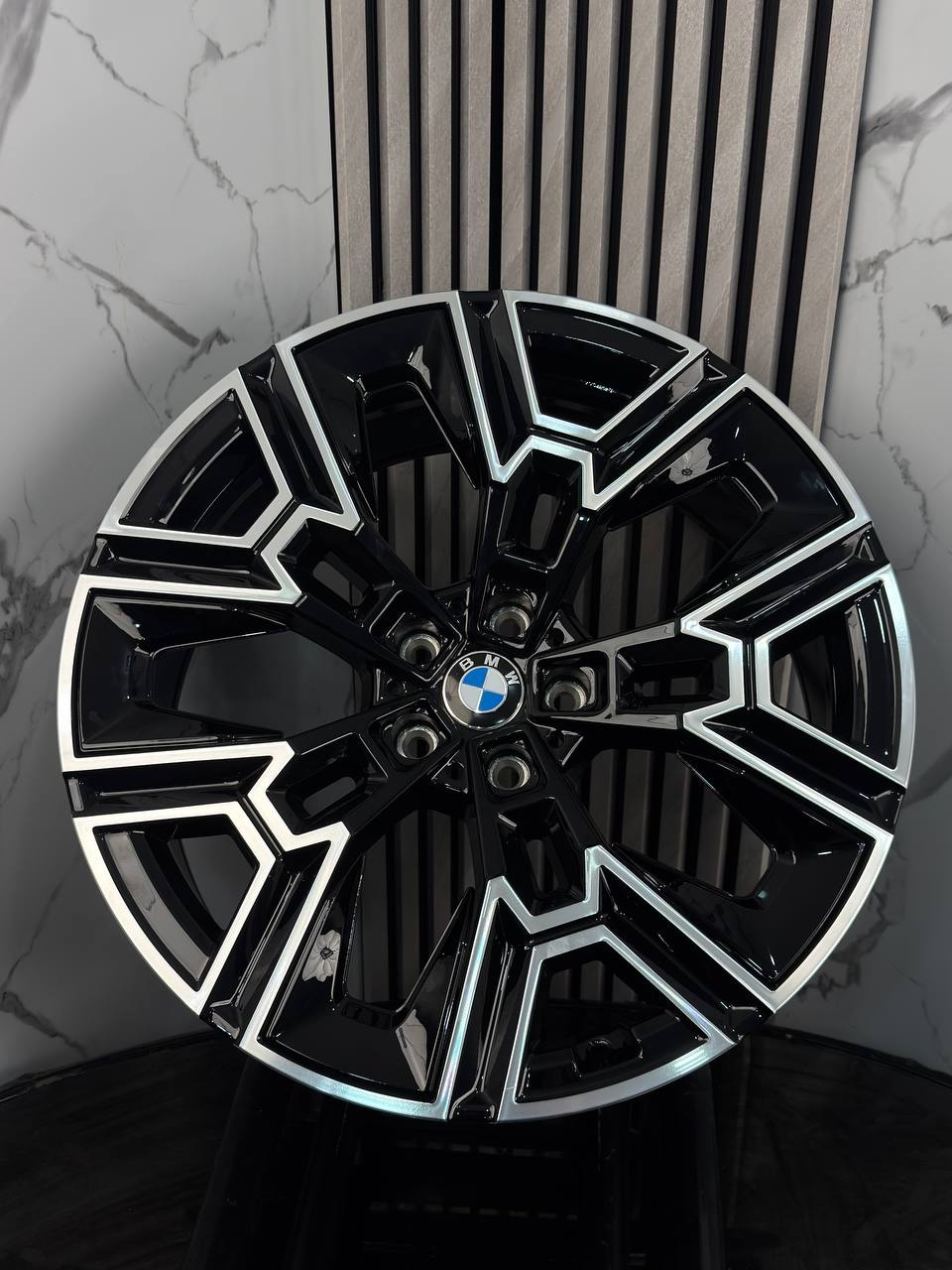 Top Grade TJ03090 8.5/9.5x19/5x112 D66.56 ET38.28 4 диска черный, серебристый