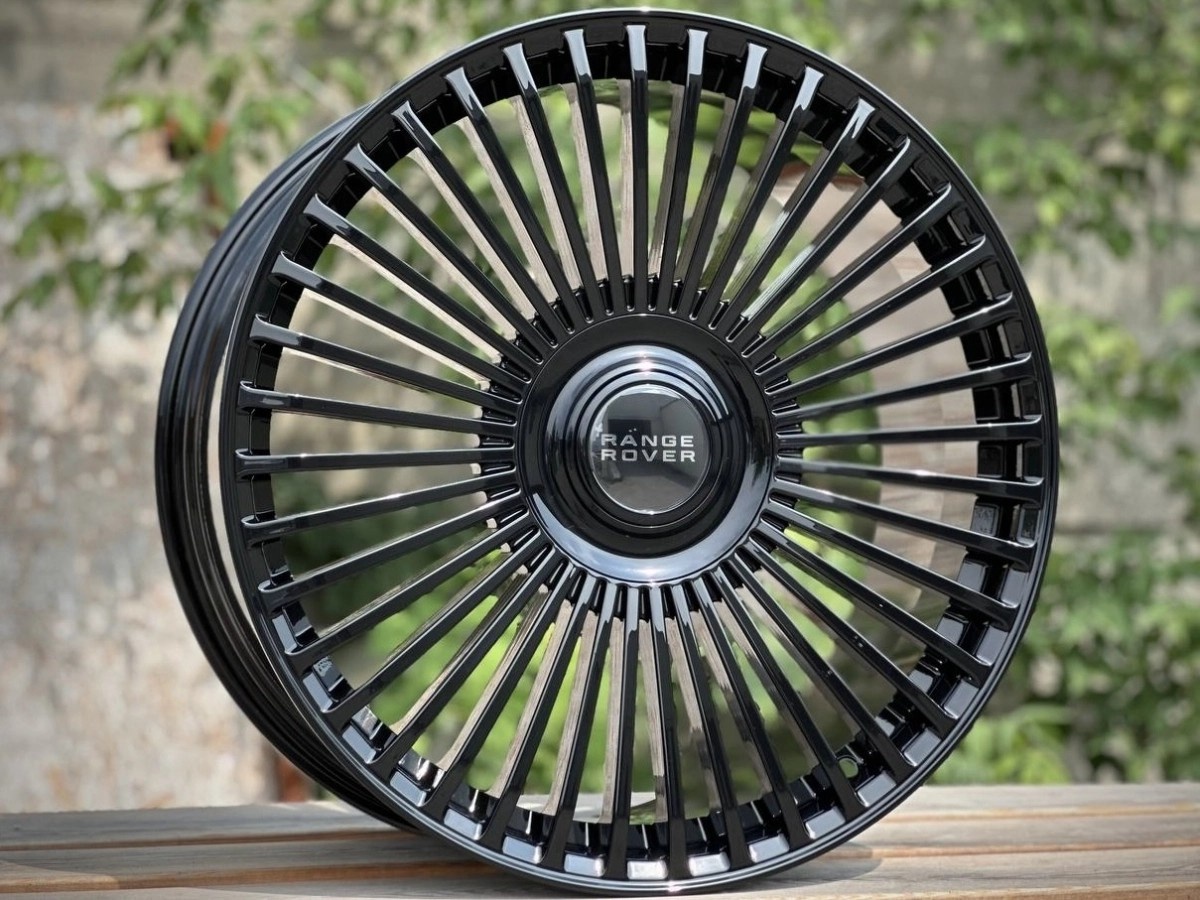 KOKO range-rover-new-c1866-GLOSS BLACK 9.5x22/5x120 D72.6 ET35 4 диска черный