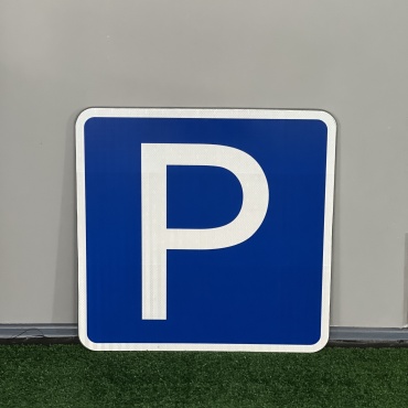 Знак Место стоянки 60x60 см