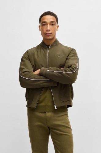Бомбер Hugo Boss хаки