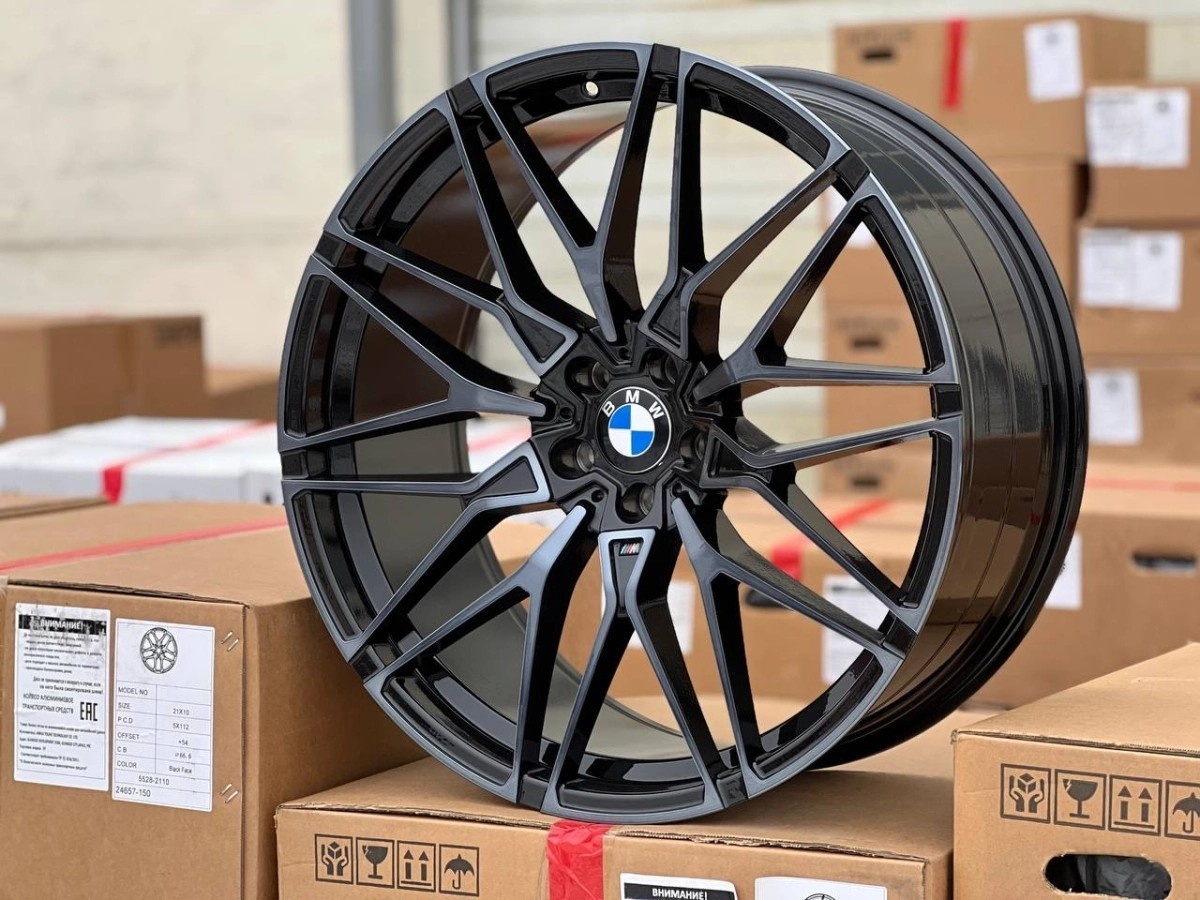 Bmw-818m-h996d 9.5/10.5x22/5x112 D66.5 ET35 4 диска черный, серебристый, графит