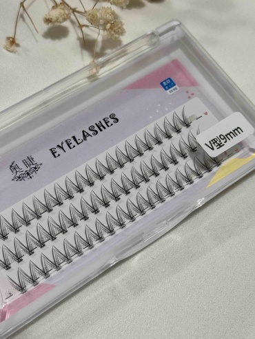 Eyelashes пучковые C 0.03 мм черный 9 мм