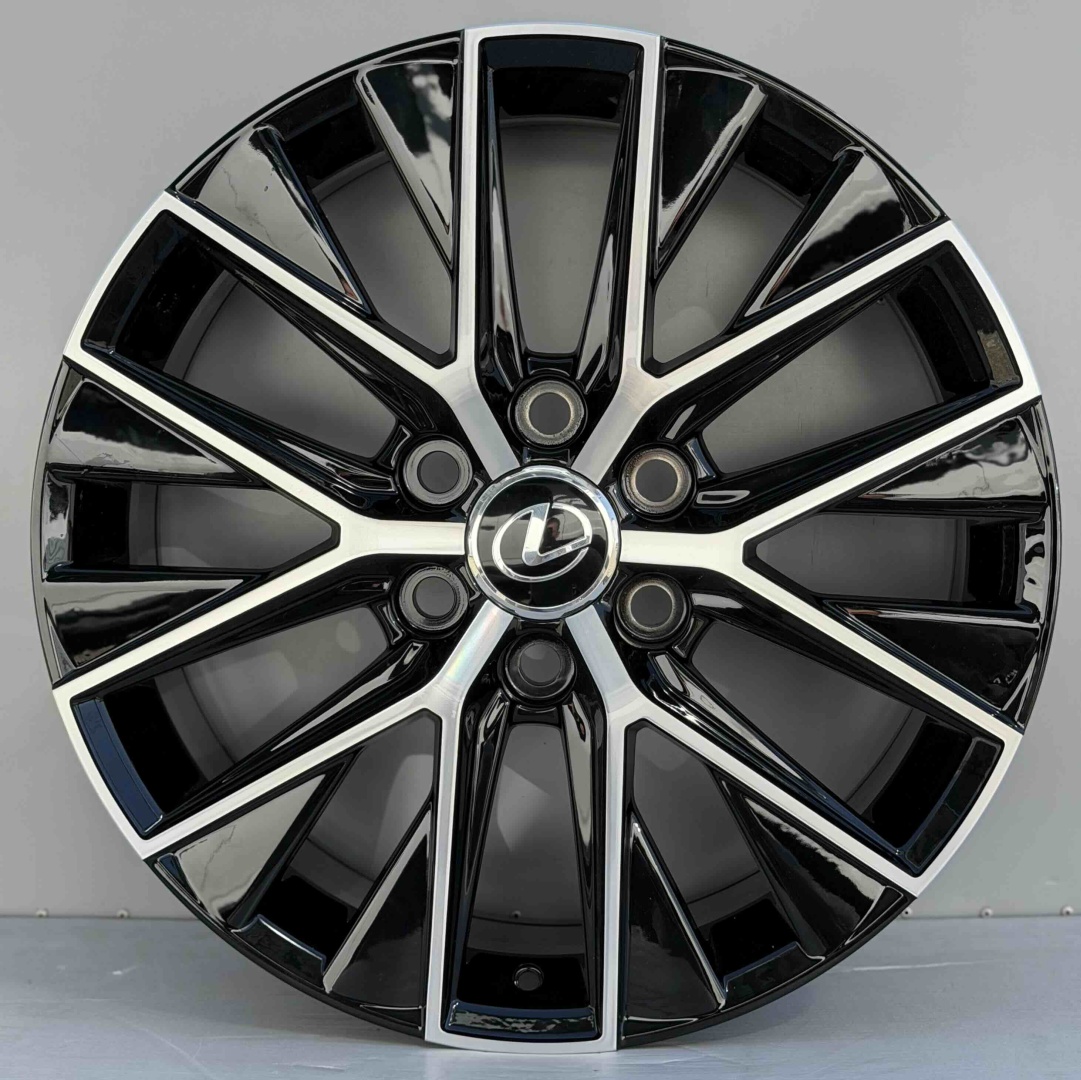 RNO Lexus GX550 8x20/6x139.7 D95.1 ET55 4 диска черный, серебристый