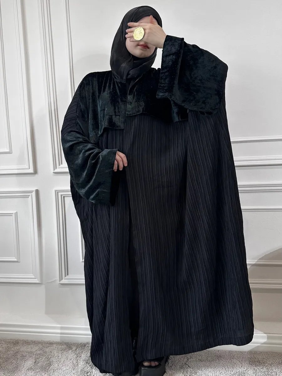 Абайя черный