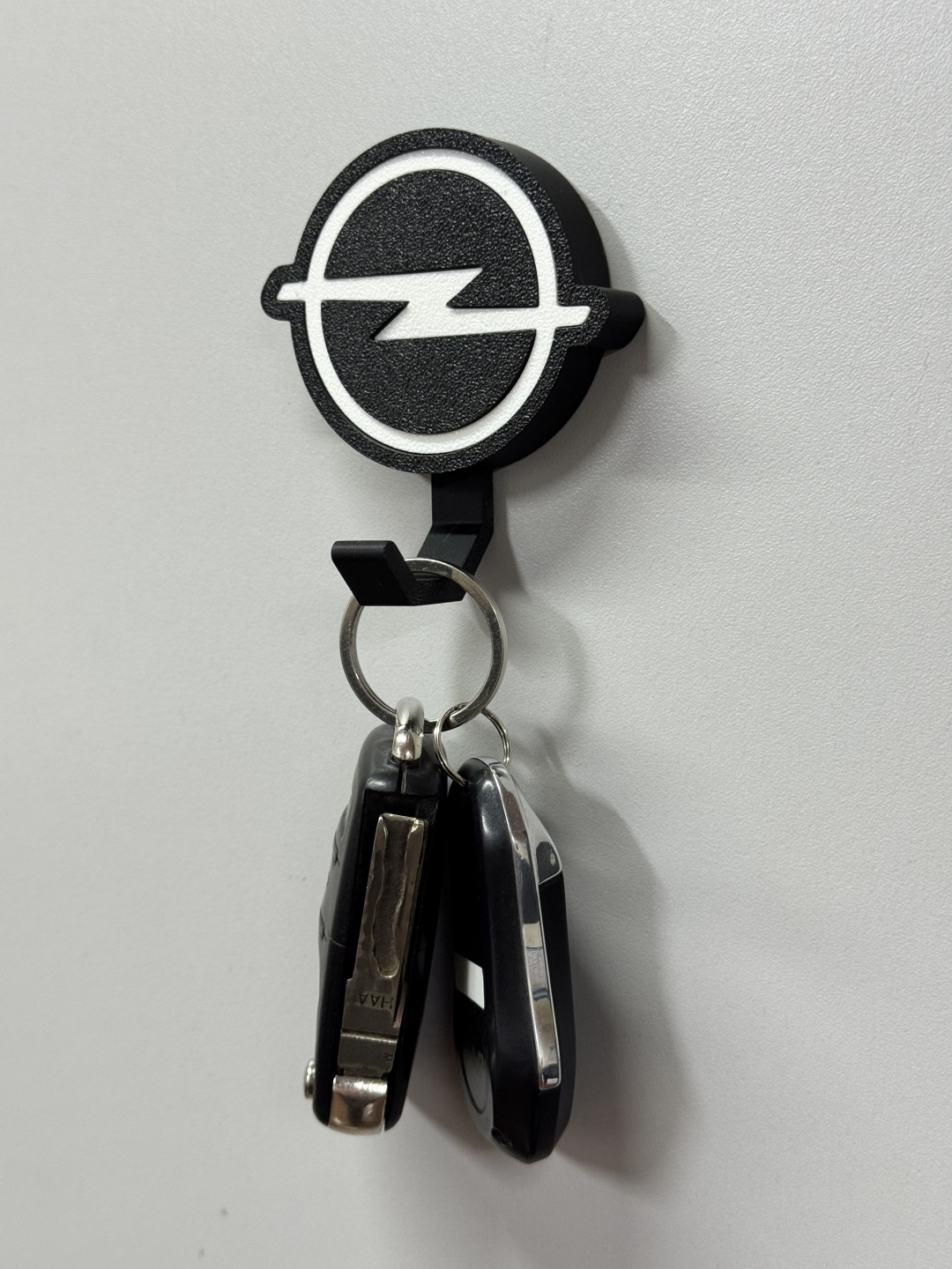 Opel, пластик