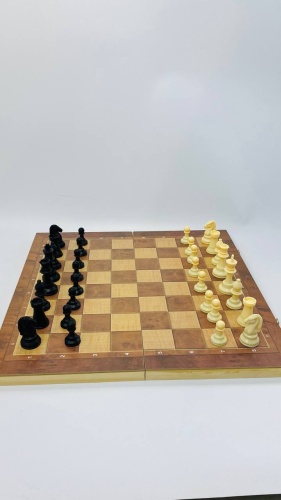 Шахматы дерево 43x43 см