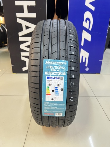 Landspider Sportraxx UHP 235/60 R17 106 V без шипов