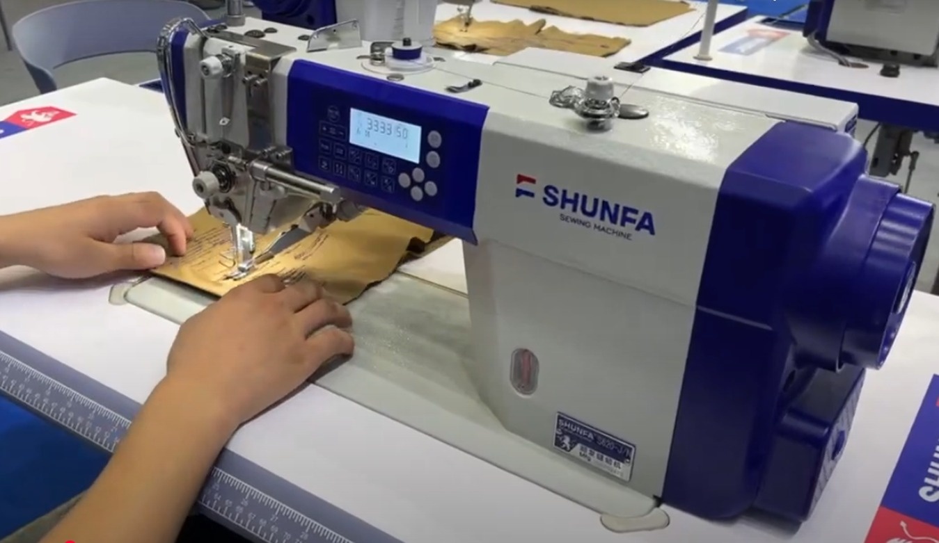 Швейная машина Shunfa S620-J белый