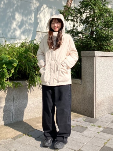 Парка Uniqlo айвори
