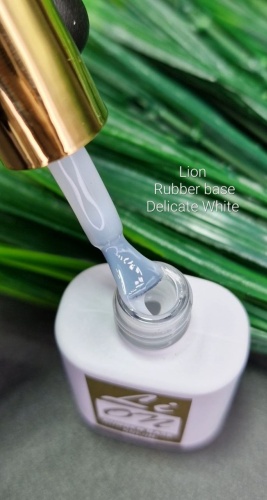 Lion базовое покрытие Rubber base Delicate White глянцевое 14 мл