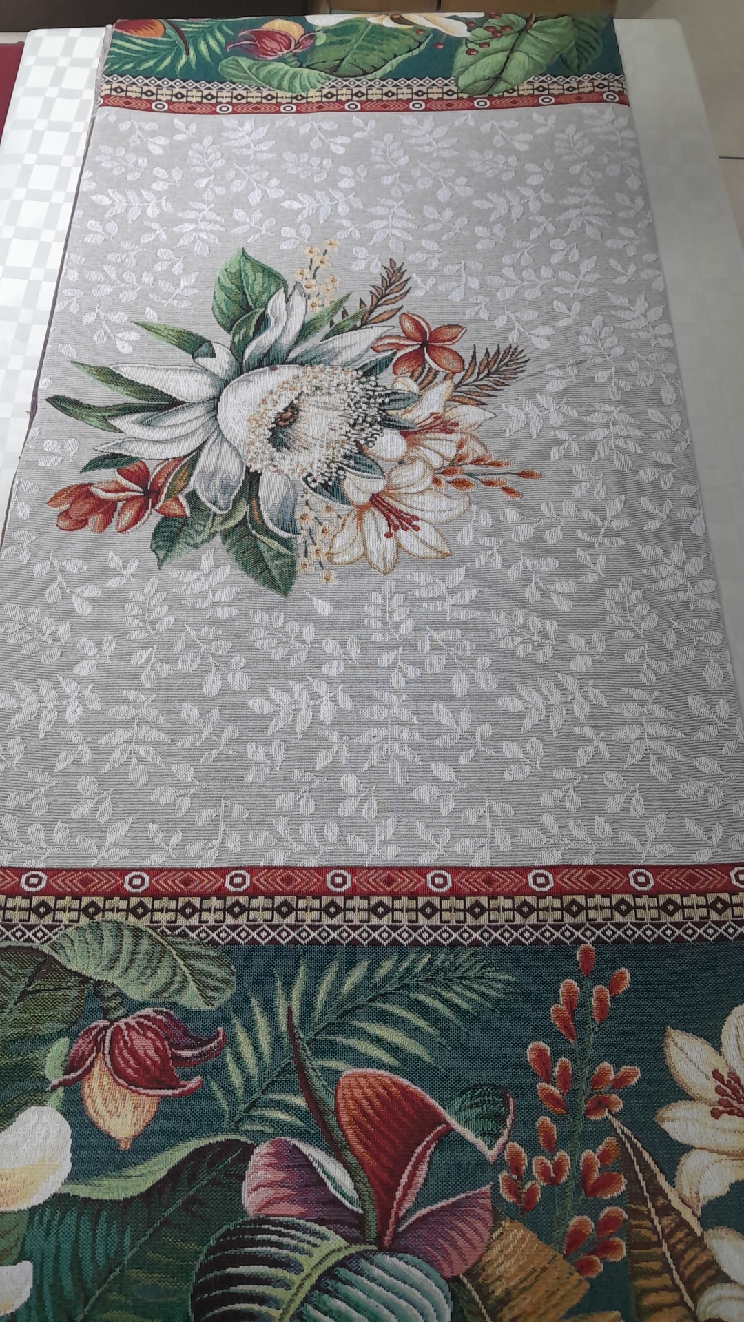 Скатерть VINGI 240x140 см, гобелен, 1 шт